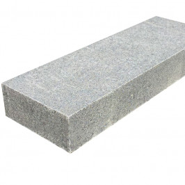 Graniet, natuursteen terrastegel, midden grijs, afwerking terras, trap, boordsteen, bloktrede